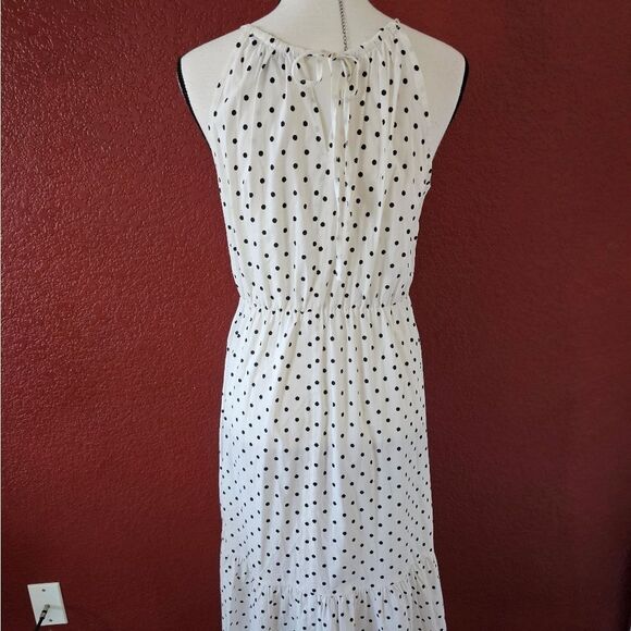 Polka Dot Halter Maxi Dress - Picture 4 of 9